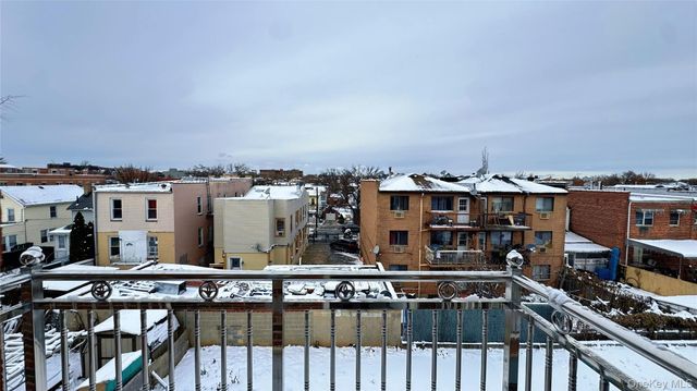 107-47 49th Ave, Corona, NY 11368