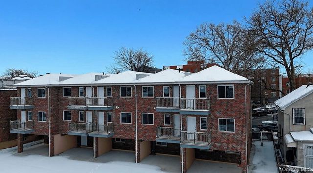 107-47 49th Ave, Corona, NY 11368