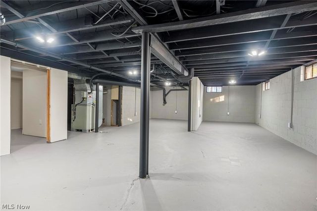 3639 Hillward Drive, Willoughby, OH 44094