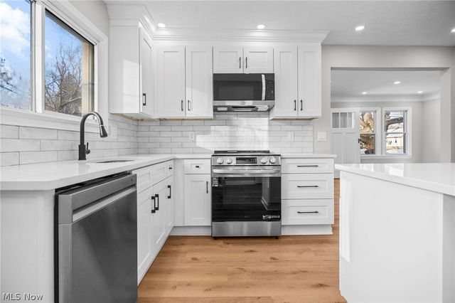 3639 Hillward Drive, Willoughby, OH 44094