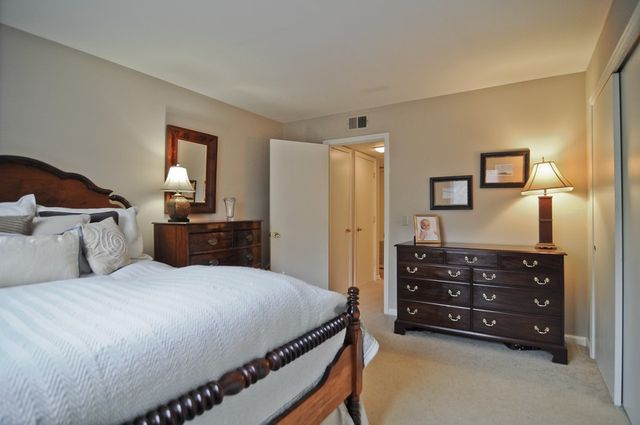 5025 Hillsboro Pike Apt 23T, Nashville, TN 37215