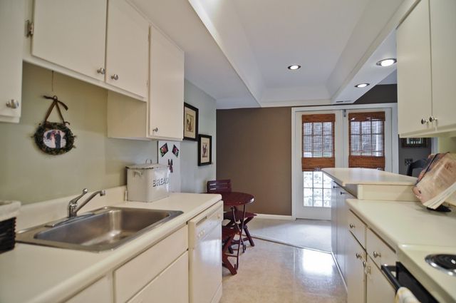 5025 Hillsboro Pike Apt 23T, Nashville, TN 37215