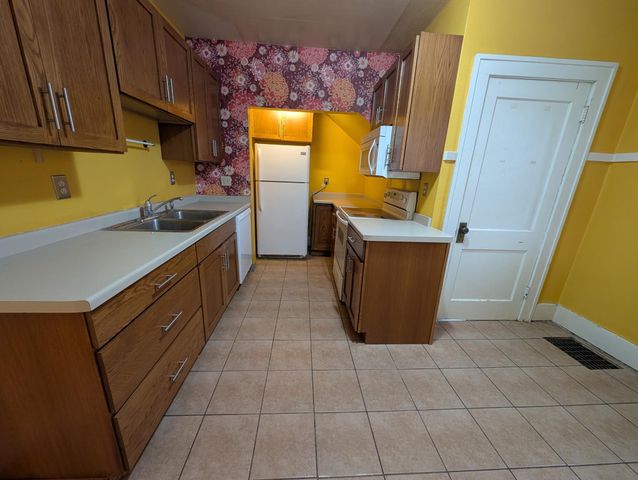 404 9th Avenue NE, Rochester, MN 55906