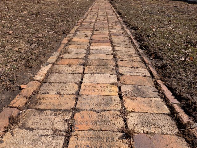 404 9th Avenue NE, Rochester, MN 55906