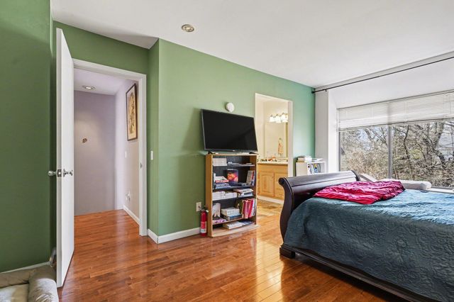 243 Ballantrae Court, Kalamazoo Twp, MI 49006