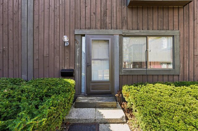 243 Ballantrae Court, Kalamazoo Twp, MI 49006