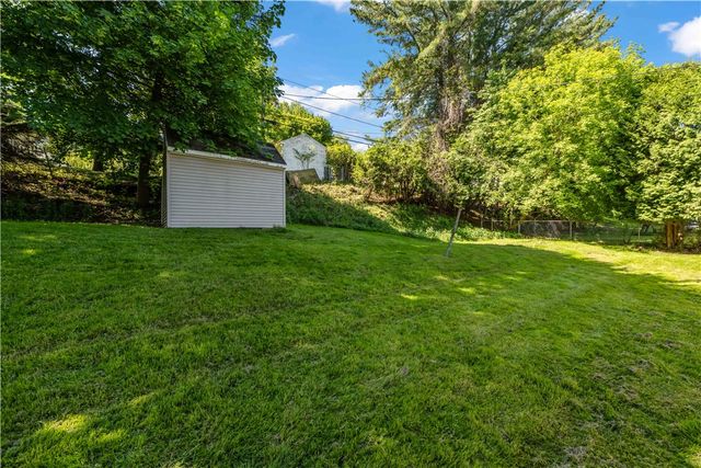 250 Lake Shore Boulevard Extension, Irondequoit, NY 14617