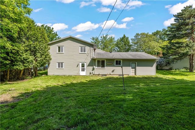 250 Lake Shore Boulevard Extension, Irondequoit, NY 14617