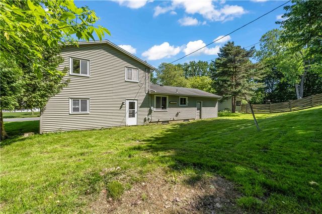 250 Lake Shore Boulevard Extension, Irondequoit, NY 14617