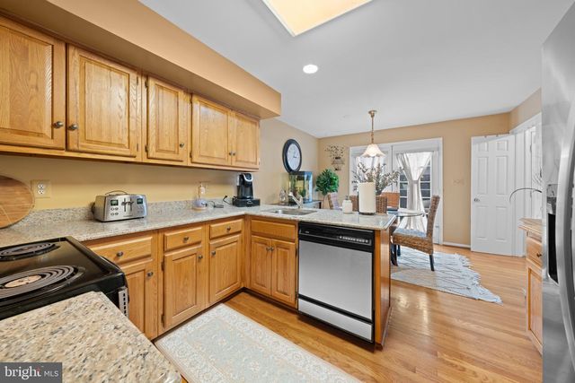 20668 HIGHLAND HALL DR, Gaithersburg, MD 20886