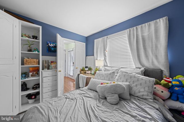 20668 HIGHLAND HALL DR, Gaithersburg, MD 20886
