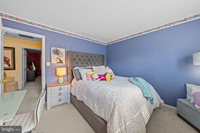 20668 HIGHLAND HALL DR, Gaithersburg, MD 20886