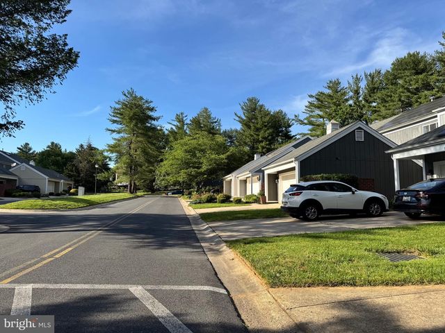 20668 HIGHLAND HALL DR, Gaithersburg, MD 20886