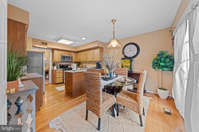 20668 HIGHLAND HALL DR, Gaithersburg, MD 20886