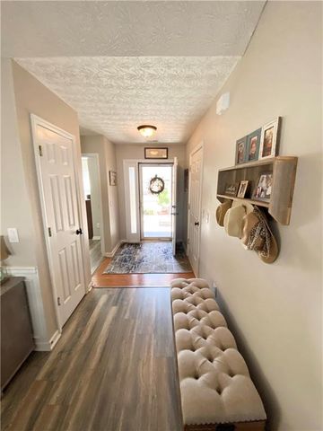 967 Village View Circle, Loganville, GA 30052