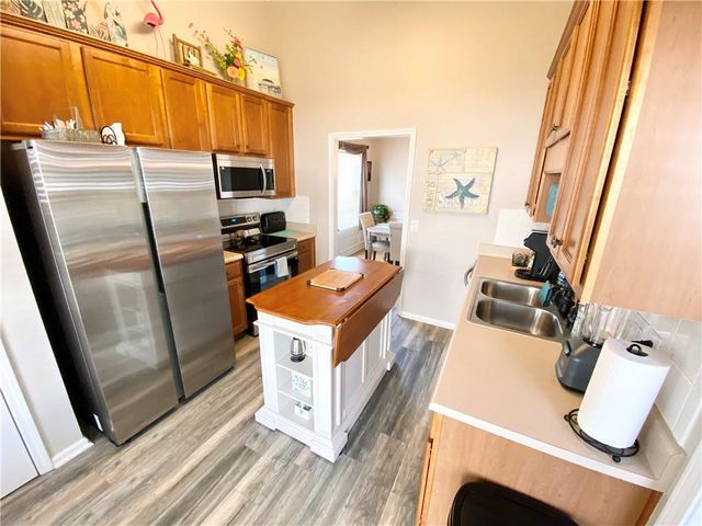 967 Village View Circle, Loganville, GA 30052