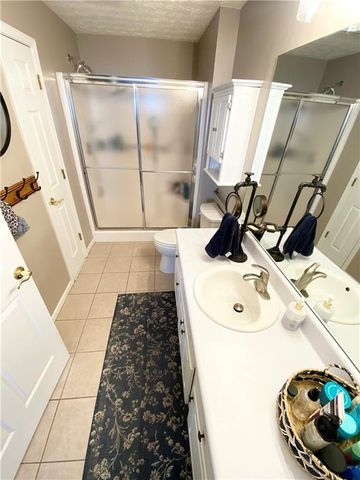 967 Village View Circle, Loganville, GA 30052