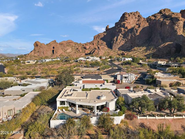 5724 N ECHO CANYON Drive, Phoenix, AZ 85018