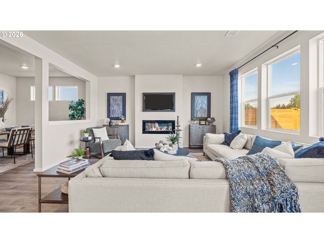 2236 Veneta Ave S, Salem, OR 97306