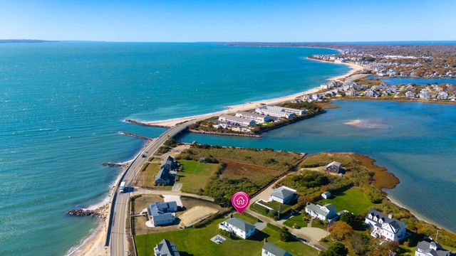 106 Beach Street, East Falmouth, MA 02536