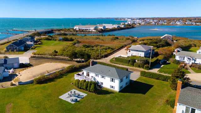 106 Beach Street, East Falmouth, MA 02536
