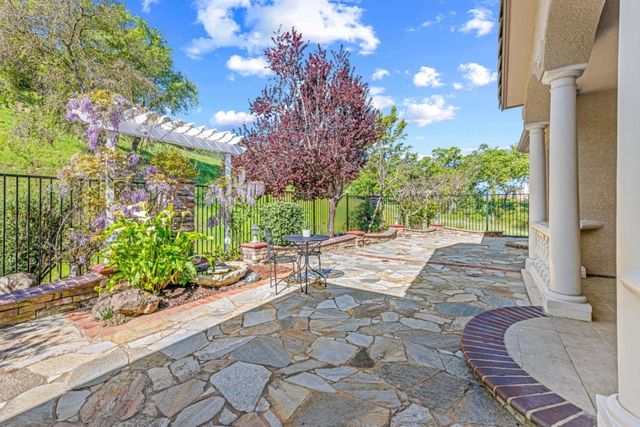 7071 Eagle Ridge Drive, Gilroy, CA 95020