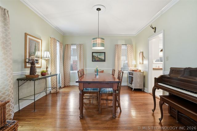 1612 S Newport Avenue, Tulsa, OK 74120