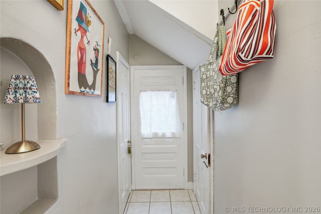 1612 S Newport Avenue, Tulsa, OK 74120