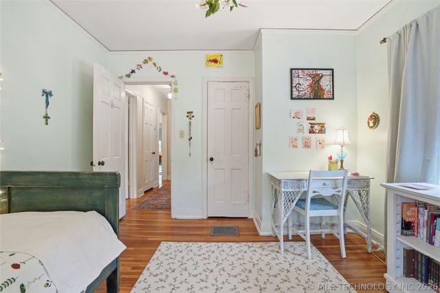 1612 S Newport Avenue, Tulsa, OK 74120