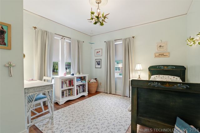 1612 S Newport Avenue, Tulsa, OK 74120