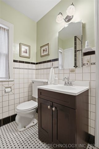 1612 S Newport Avenue, Tulsa, OK 74120