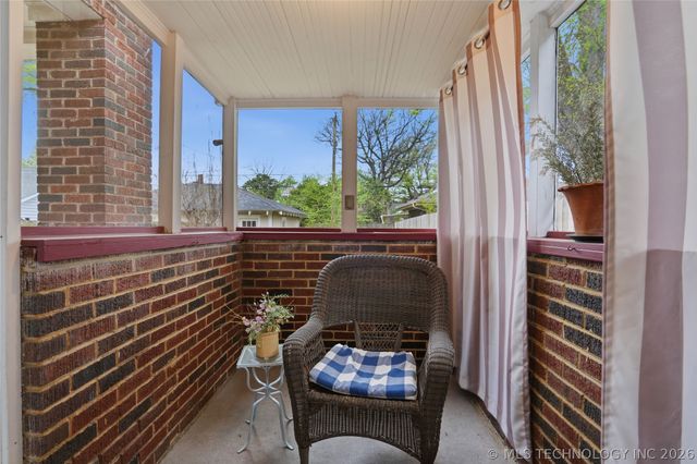 1612 S Newport Avenue, Tulsa, OK 74120