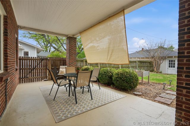 1612 S Newport Avenue, Tulsa, OK 74120