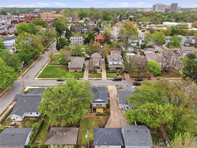 1612 S Newport Avenue, Tulsa, OK 74120