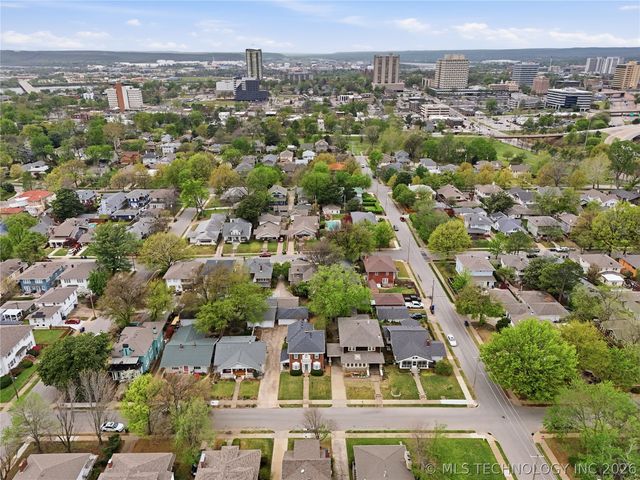 1612 S Newport Avenue, Tulsa, OK 74120