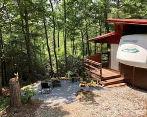 475 Bear Cub Drive, Spruce Pine, NC 28777