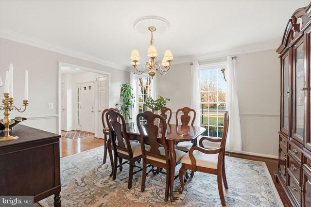 15456 WATERS CREEK DR, Centreville, VA 20120