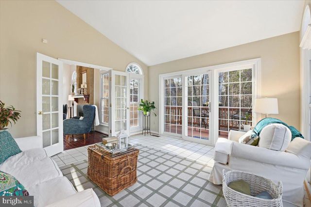 15456 WATERS CREEK DR, Centreville, VA 20120