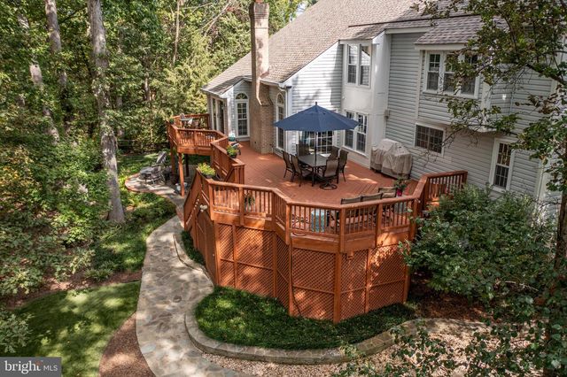 15456 WATERS CREEK DR, Centreville, VA 20120