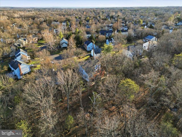 15456 WATERS CREEK DR, Centreville, VA 20120