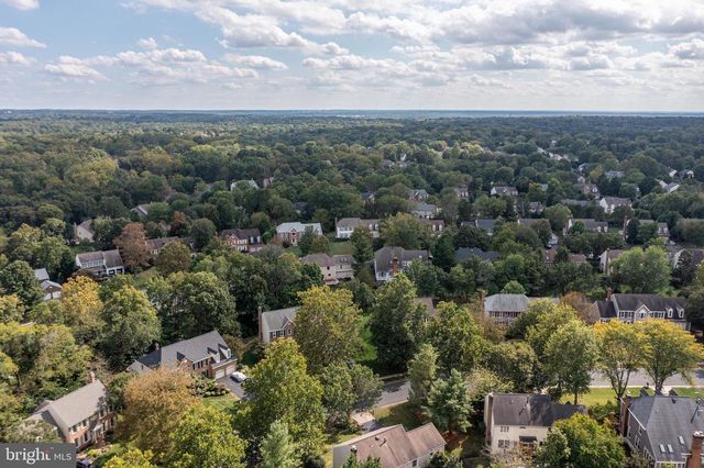 15456 WATERS CREEK DR, Centreville, VA 20120