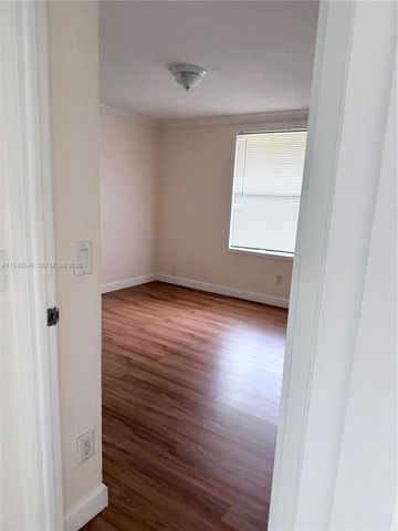 7160 Southgate Blvd 7160, Tamarac, FL 33321