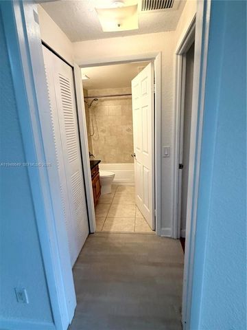 7160 Southgate Blvd 7160, Tamarac, FL 33321