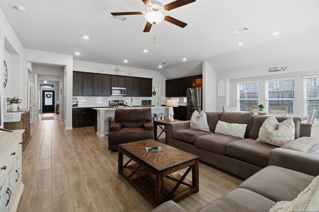 11906 Tower Creek, San Antonio, TX 78253