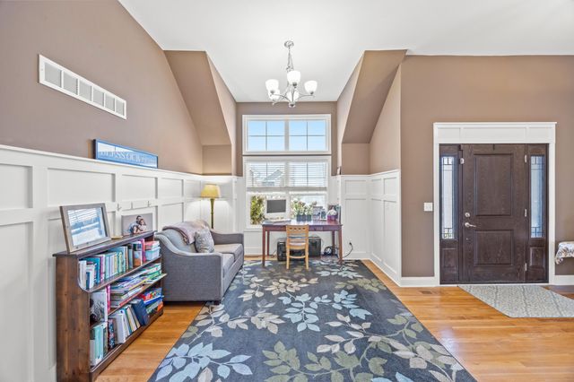 136 Westwoods Drive, Georgetown, KY 40324