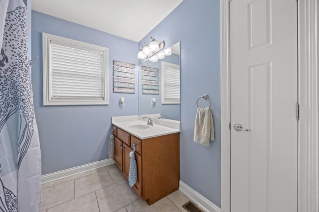 136 Westwoods Drive, Georgetown, KY 40324