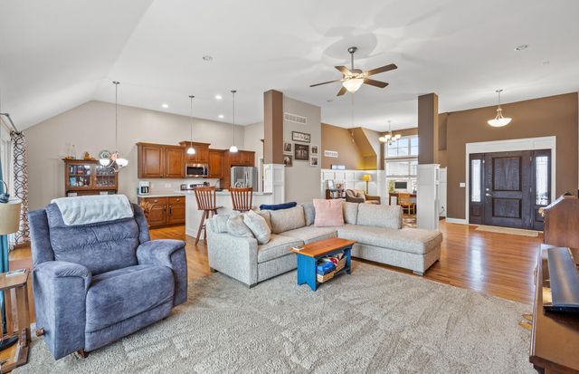 136 Westwoods Drive, Georgetown, KY 40324