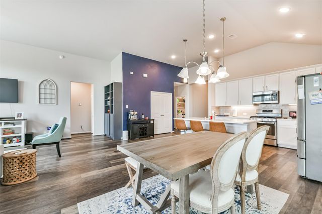 6304 Firewood Drive, League City, TX 77573