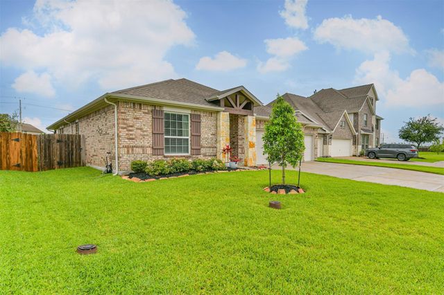 6304 Firewood Drive, League City, TX 77573