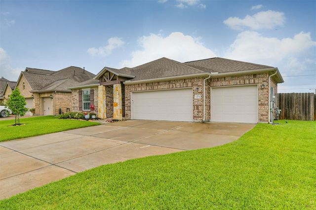 6304 Firewood Drive, League City, TX 77573